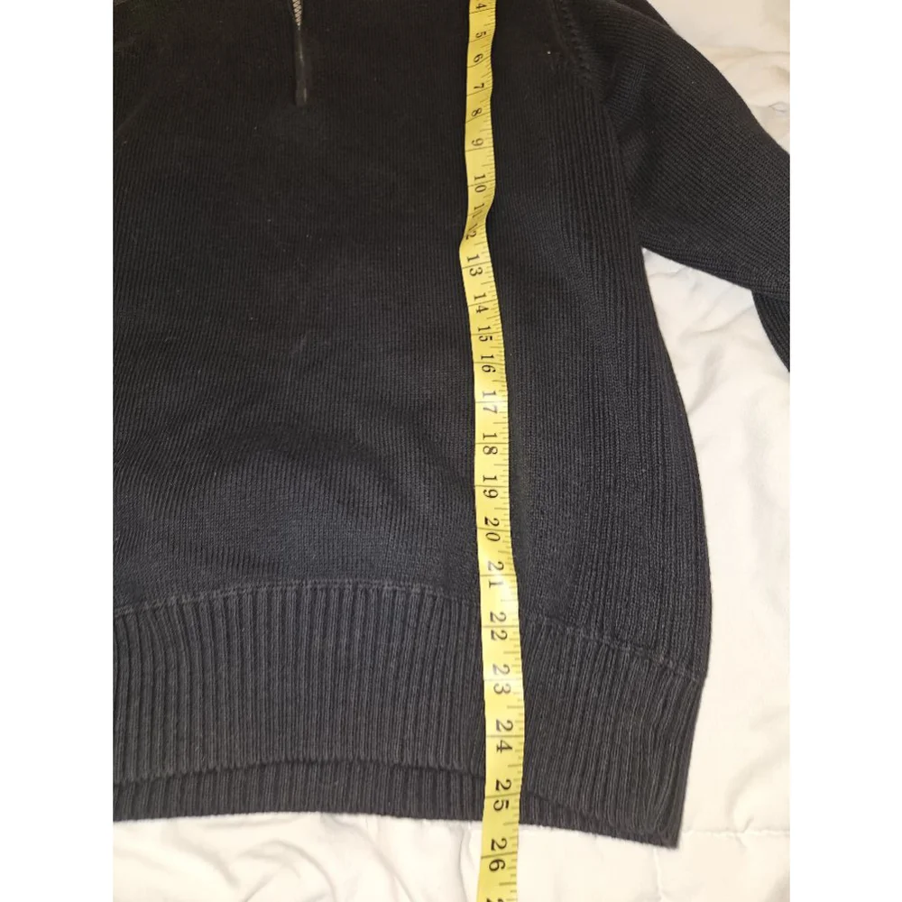 Oscar De La Renta Men's size Large 1/4 zip Black Sweater
